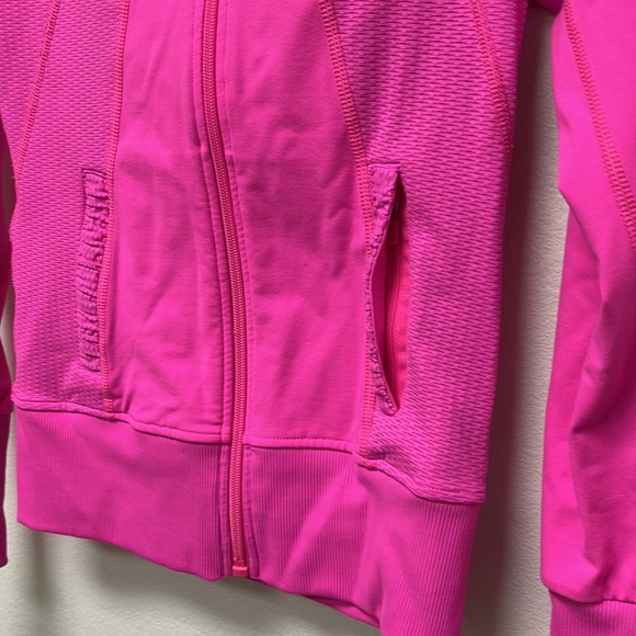 Lorna Jane active jacket - Picture 5 of 6